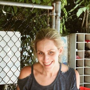 Meet your Posher, Sara